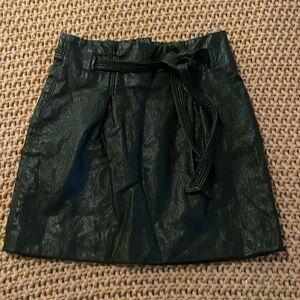 🖤 Free People faux-leather black miniskirt 🖤